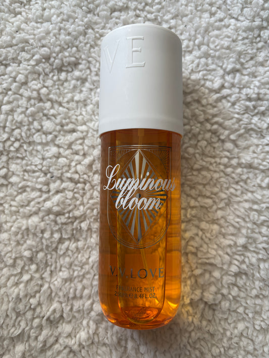Brume parfumé luminous bloom by VV Love 250ml